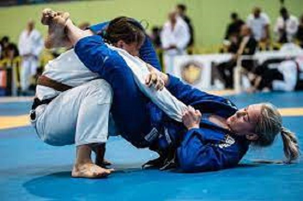 Una mujer mata al hombre que la violó con un movimiento de jiu-jitsu, en Brasil