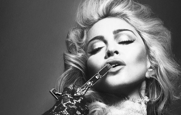 Madonna solicita audiencia con el Papa Francisco al asegurar que ha sido excomulgada