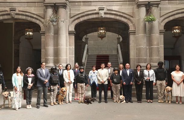 16 agentes caninos de la ciudad de Puebla se jubilan con honores #VIDEO