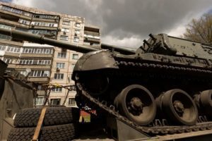 Ucrania anuncia al primer militar ruso que será juzgado por crímenes de guerra