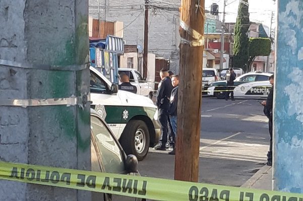 Abandonan cuerpo envuelto en una lona en calles de la GAM