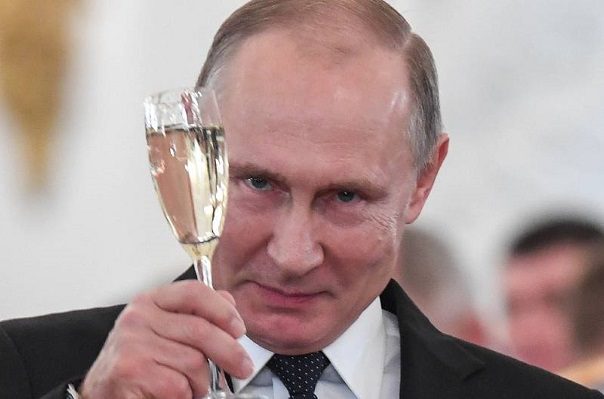 Rusia anuncia que cortará la electricidad a Finlandia este sábado