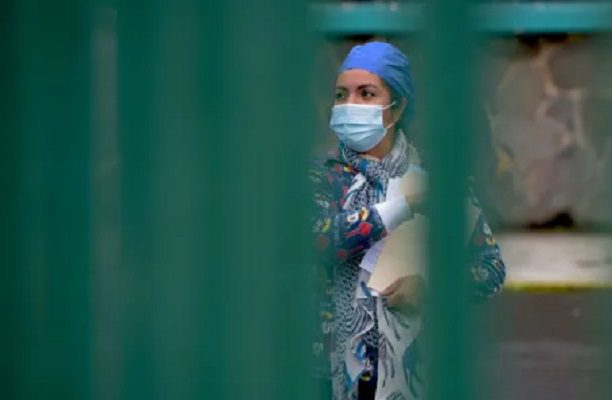 Científicos mexicanos crean terapia contra inflamación por COVID-19