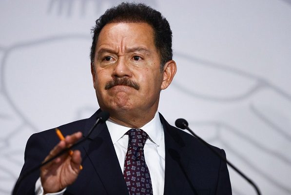 Vincula UIF a Ignacio Mier a operaciones irregulares; él lo niega