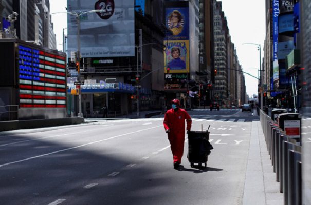 Nueva York solicita volver a usar cubrebocas en público ante repunte de contagios