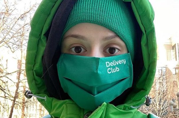 Rusia emite orden de captura contra integrante de Pussy Riot tras huida del país