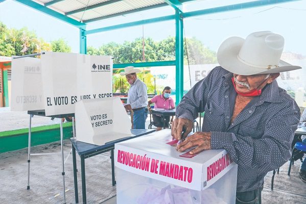 Gobernadores morenistas violaron veda electoral en Revocación de mandato, determina TEPJF
