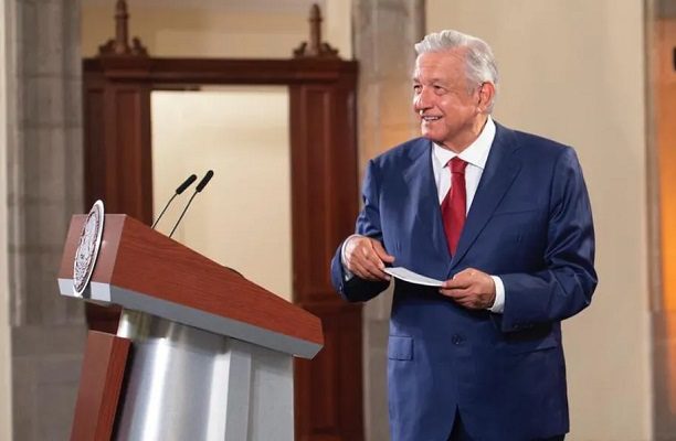 AMLO anuncia investigación en FGR por cierre de válvula en plataforma en Campeche