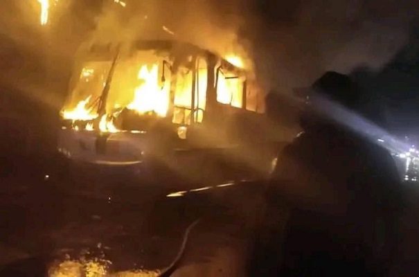 Balaceras, autos incendiados y cortes a la luz en Chilpancingo, Guerrero