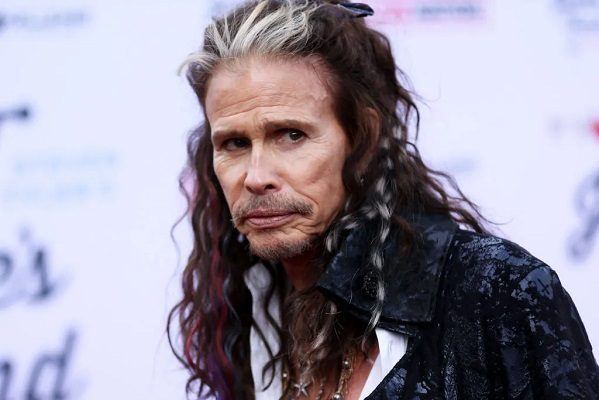 Aerosmith cancela conciertos en Las Vegas por recaída de Steven Tyler en la drogas