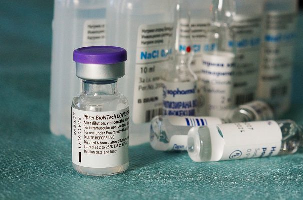 Pfizer venderá medicamentos y vacunas a precio de costo a países pobres