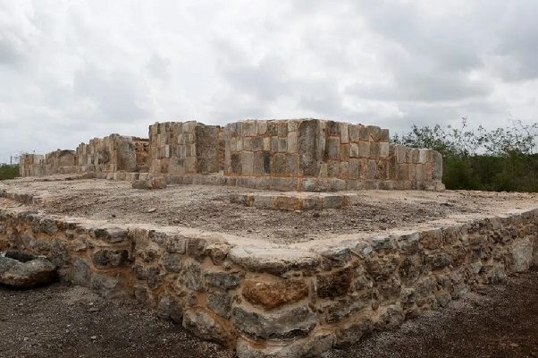 Arqueólogos del INAH descubren antigua ciudad Maya en Mérida
