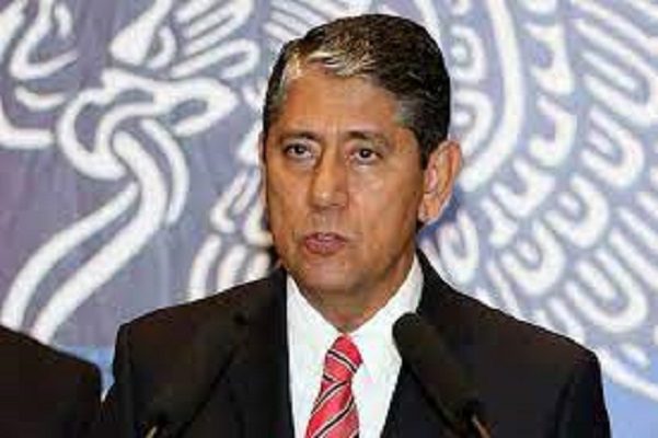 UIF emite extrañamiento a Gilberto Higuera, fiscal de Puebla