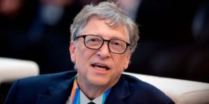 Bill Gates da positivo a Covid-19; tiene síntomas leves