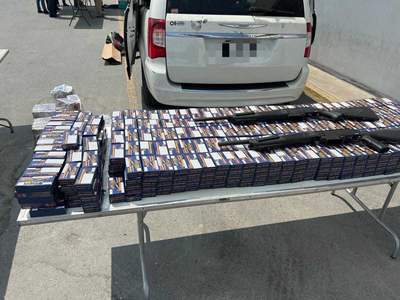 Cargamento de armas decomisado en Nuevo León