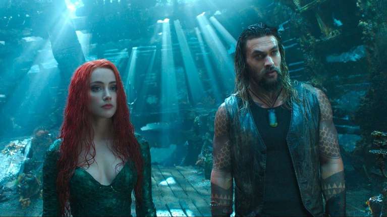 Jason Momoa y Amber Heard en Aquaman 2