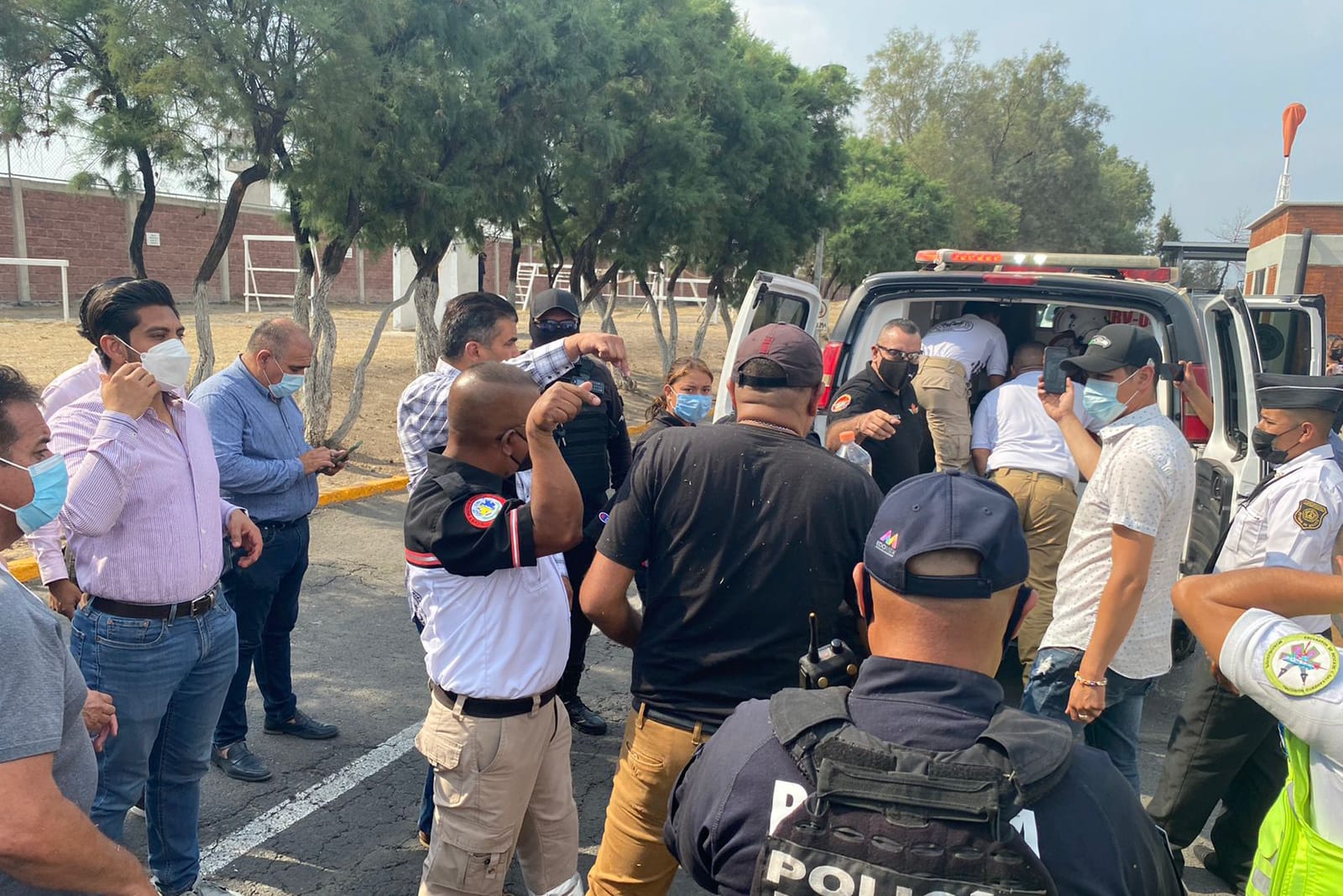 Lobo ataca a niño en zoológico de Neza