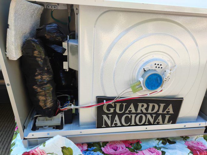 Metanfetamina hallada en un microondas en Sinaloa