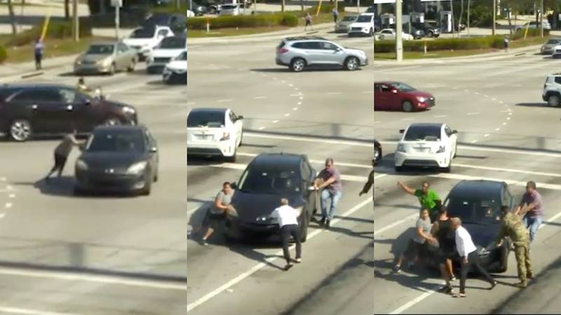 Mujer se desmaya frente al volante y ciudadanos detienen su auto