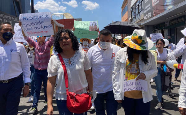 Padres de Ángel Yael