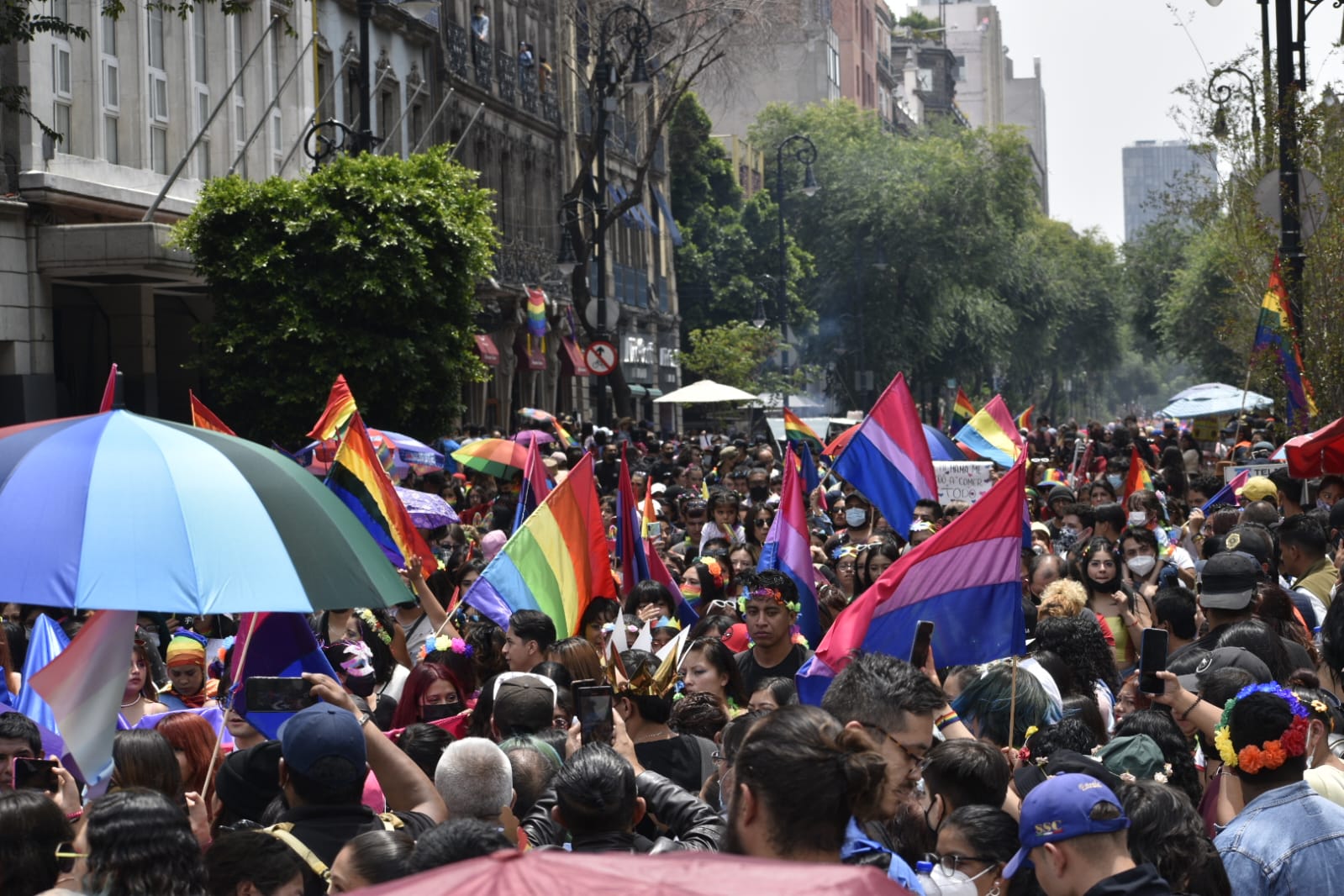 Sheinbaum reporta la presencia de 250 mil personas en la Marcha del Orgullo LGBT+