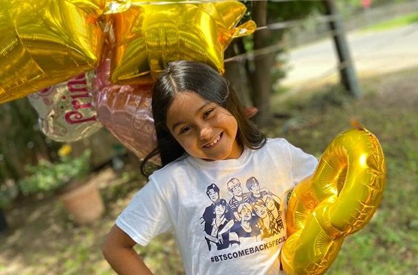 Entregan reconocimiento póstumo a pequeña que llamó a 911 durante tiroteo en Texas