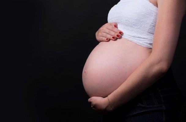 Fiscalía de Morelos desmiente a supuesta embarazada que le robaron sus mellizos