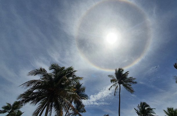 ¿Lo viste? Así retrataron el halo solar los capitalinos en redes sociales