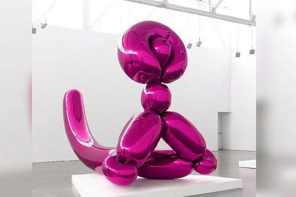 A subasta escultura de Jeff Koons para recaudar fondos para heridos en Ucrania