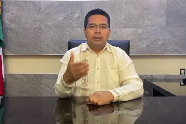 Alcalde en Chiapas dice que feminismo y la homosexualidad "no son normales" #VIDEO
