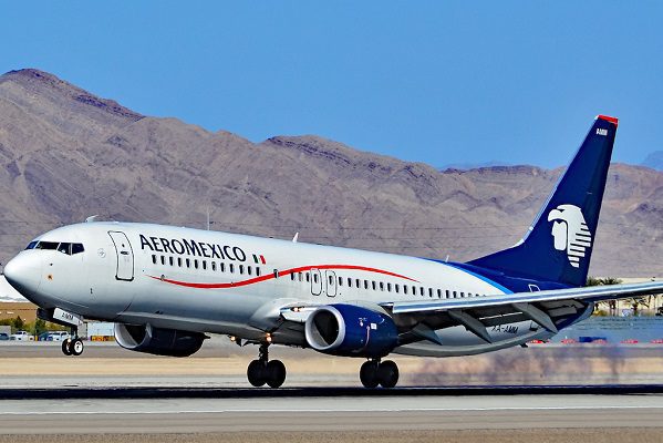 Aeroméxico solicita revisión de reducción de operaciones en el AICM