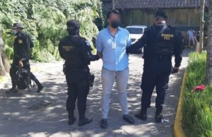Extraditan a EE.UU. a exalcalde de Aguililla, Michoacán, requerido por narcotráfico