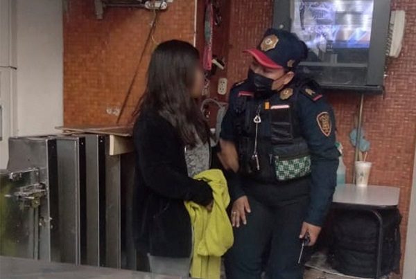 Localizan en Metro de la CDMX a menor reportada como desaparecida en 2017