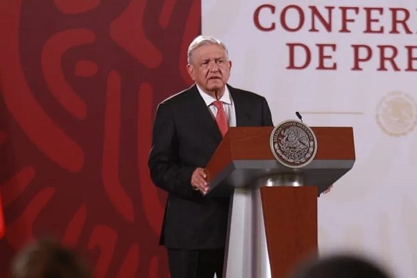 AMLO pide revisar caso del exgobernador César Duarte para no ser “alcahuetes”