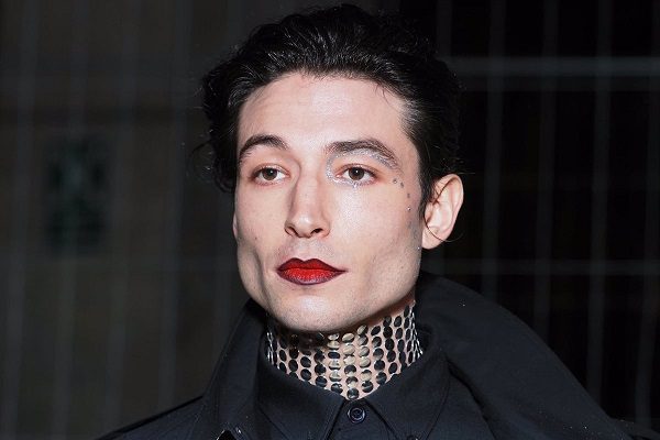 Acusan al actor Ezra Miller de suministrar marihuana y LSD a joven