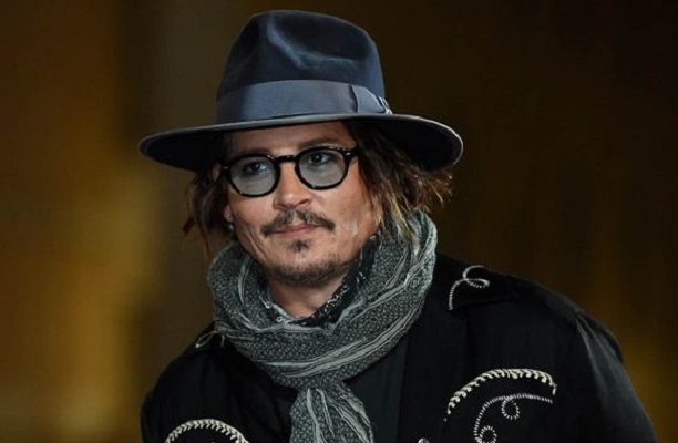 Johnny Depp volverá a la corte; un excompañero lo acusa de agresión