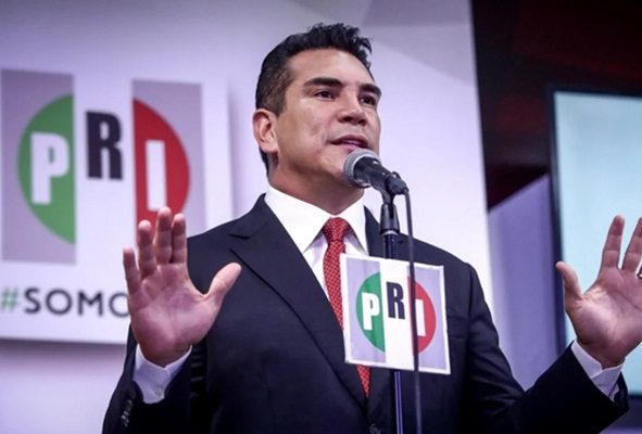 Priístas exigen renuncia de Alejandro Moreno a dirigencia del partido