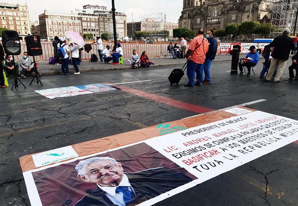 Maestros del Conalep inician paro nacional