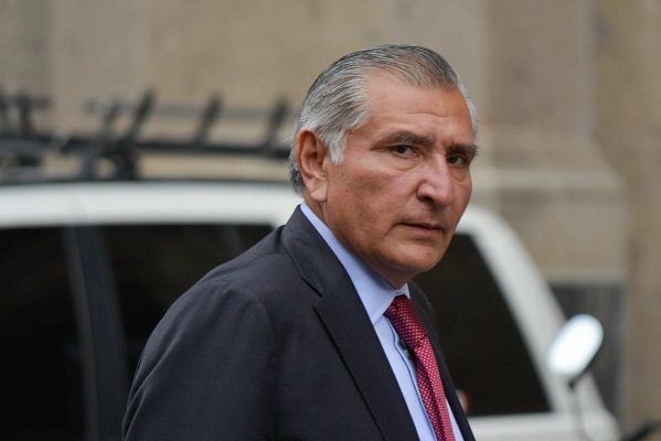 “De ninguna manera viole la ley”, asegura Adán Augusto a Monreal por mitin en Toluca
