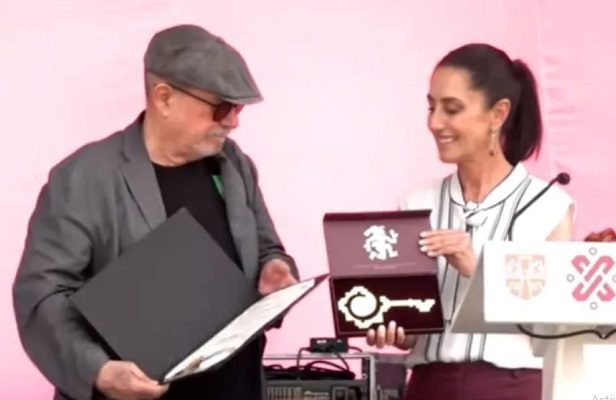 Sheinbaum entrega las Llaves de la Ciudad al cantautor Silvio Rodríguez