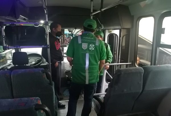 30 unidades de transporte suspendidas en primer día de verificación en CDMX