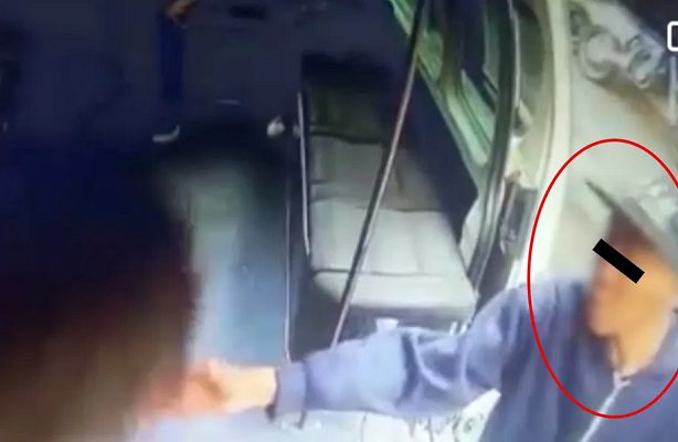 Recién salido del reclusorio, exhiben a asaltante de combi en Naucalpan #VIDEO