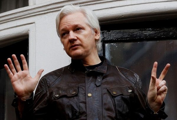 Gobierno británico aprueba extradición de Julian Assange a EE.UU. por espionaje