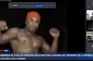 Aparece #VIDEO de stripper en plena audiencia judicial del presidente de Perú