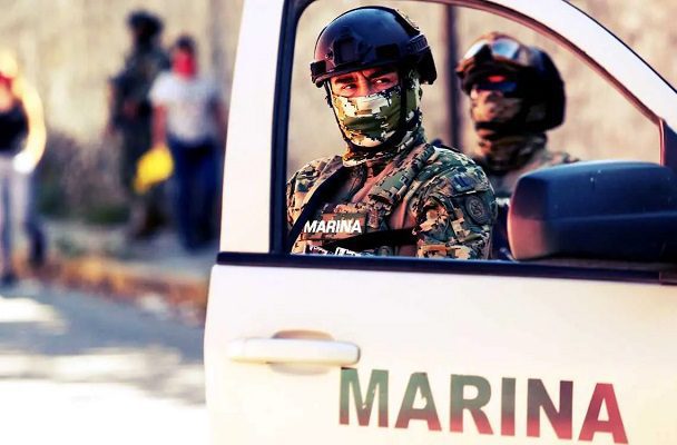 Marino asesina a dos compañeros y a una civil en Baja California