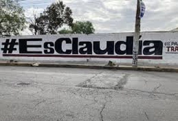 Sheinbaum se deslinda de pintas con el #EsClaudia rumbo a 2024