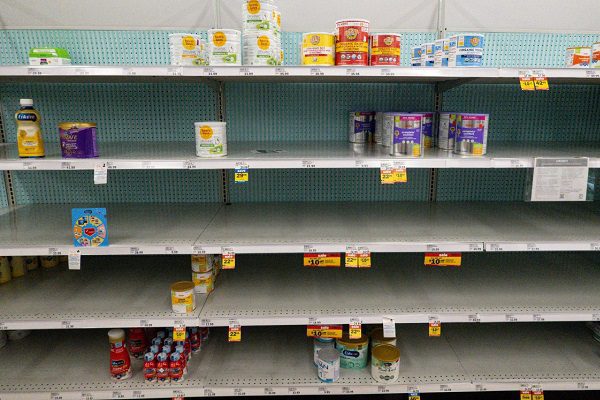 EE.UU. importará fórmula láctea de México ante escasez