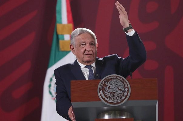 AMLO culpa al neoliberalismo del desabasto de agua en Nuevo León