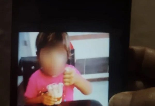 Niña de 4 años muere al quedarse dormida dentro de auto bajo el intenso calor, en Sinaloa