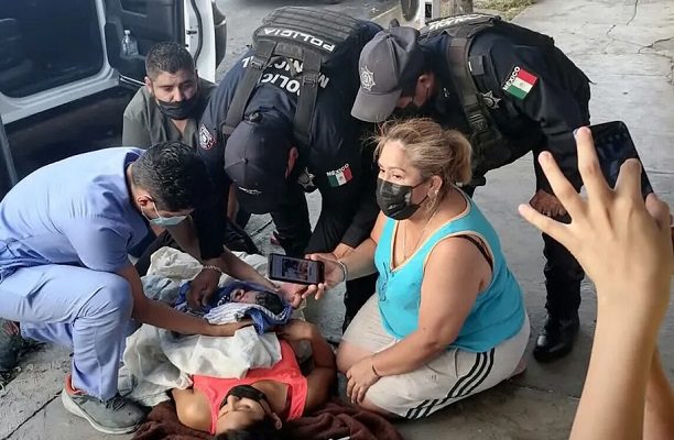 Bloqueos por falta de agua en Monterrey evitan que mujer dé a luz en el hospital